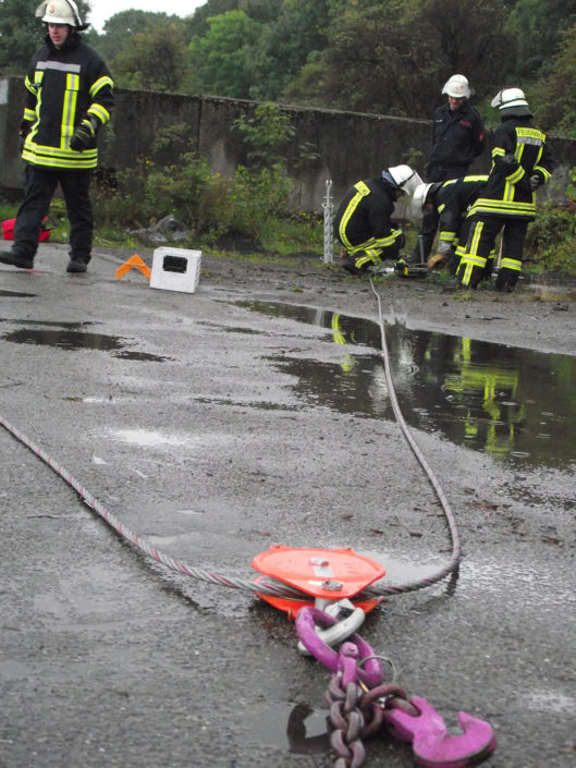 Feuerwehr Voerde: Abgeschlossene Grundausbildung 2017