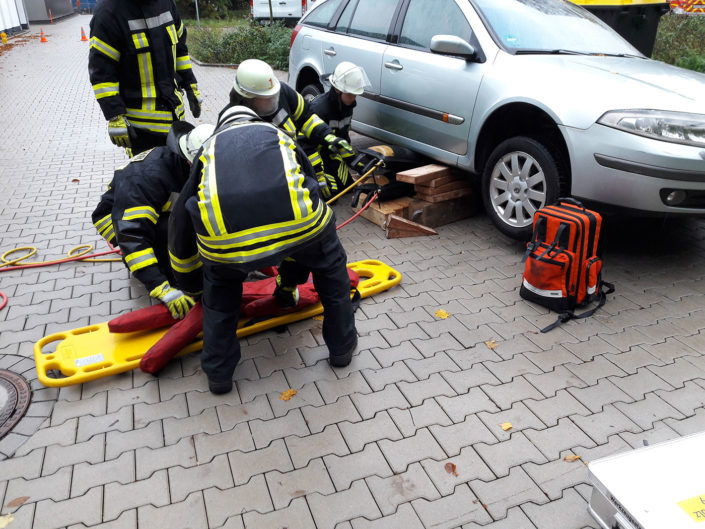 Feuerwehr Voerde: Abgeschlossene Grundausbildung 2017