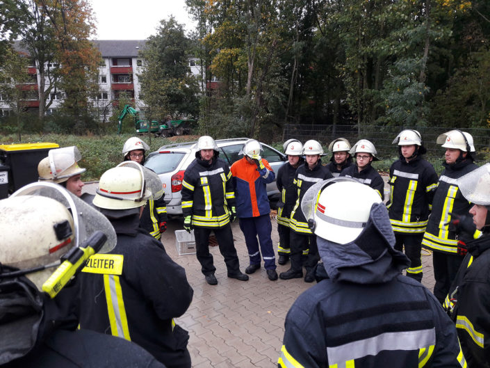 Feuerwehr Voerde: Abgeschlossene Grundausbildung 2017